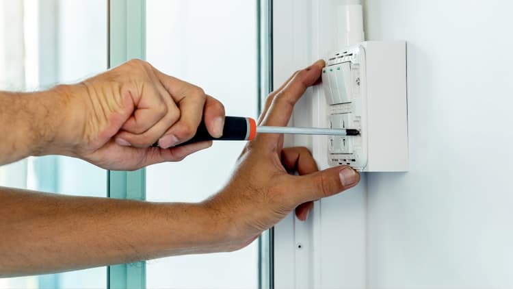 Instalação e Troca de Interruptor Interno e Externo